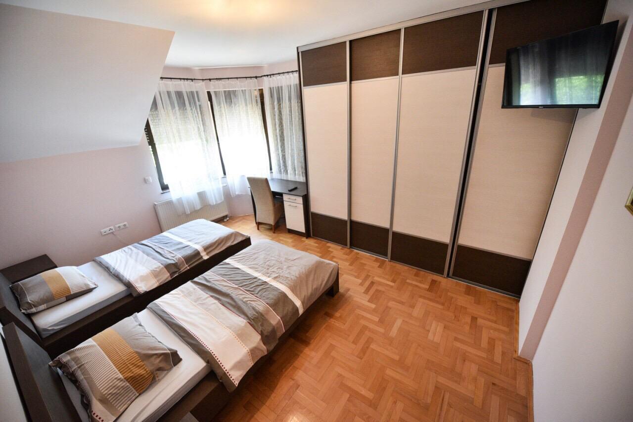 Apartman Natalija バニャ・ルカ エクステリア 写真