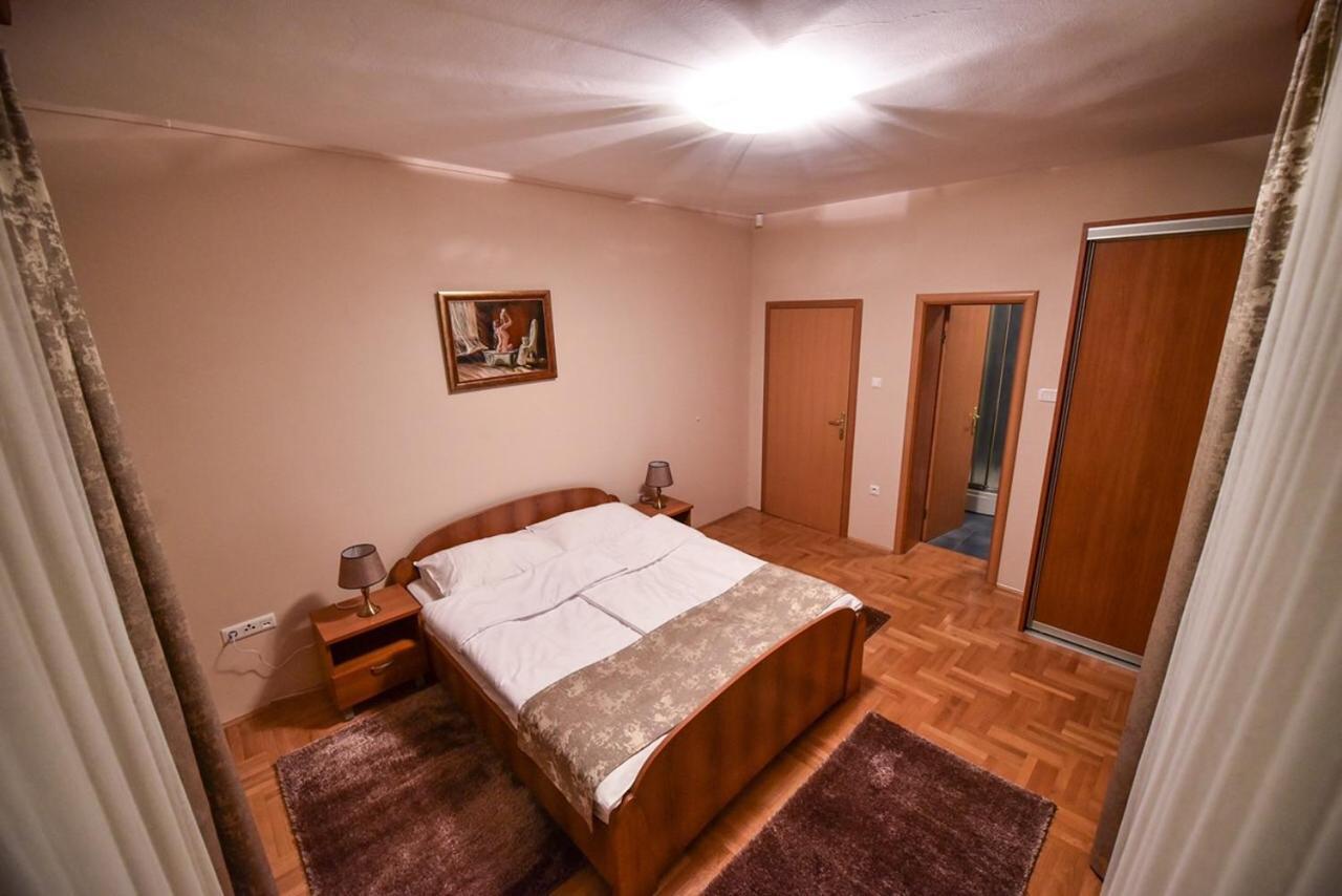 Apartman Natalija バニャ・ルカ エクステリア 写真